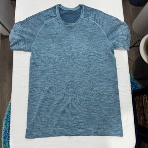 Men's Metal Vent Tech Short Sleeve Shirt Size Small